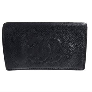 - 💯 % Authentic Vintage Chanel Caviar Black Leather key Ring